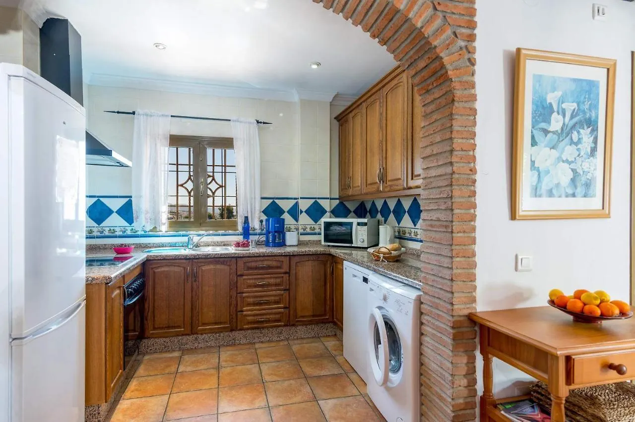 Villa Tres Olivos By Villa Plus Фрихилиана